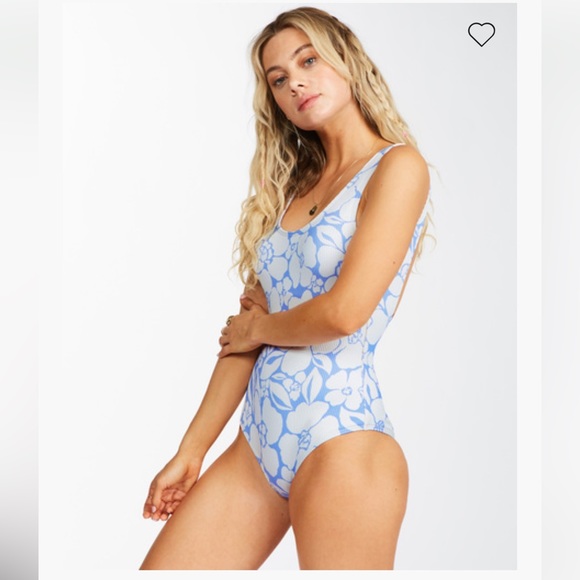 NWT BILLABONG Beyond The Blue Scoop Neck One Piece Swimsuit - Picture 3 of 9
